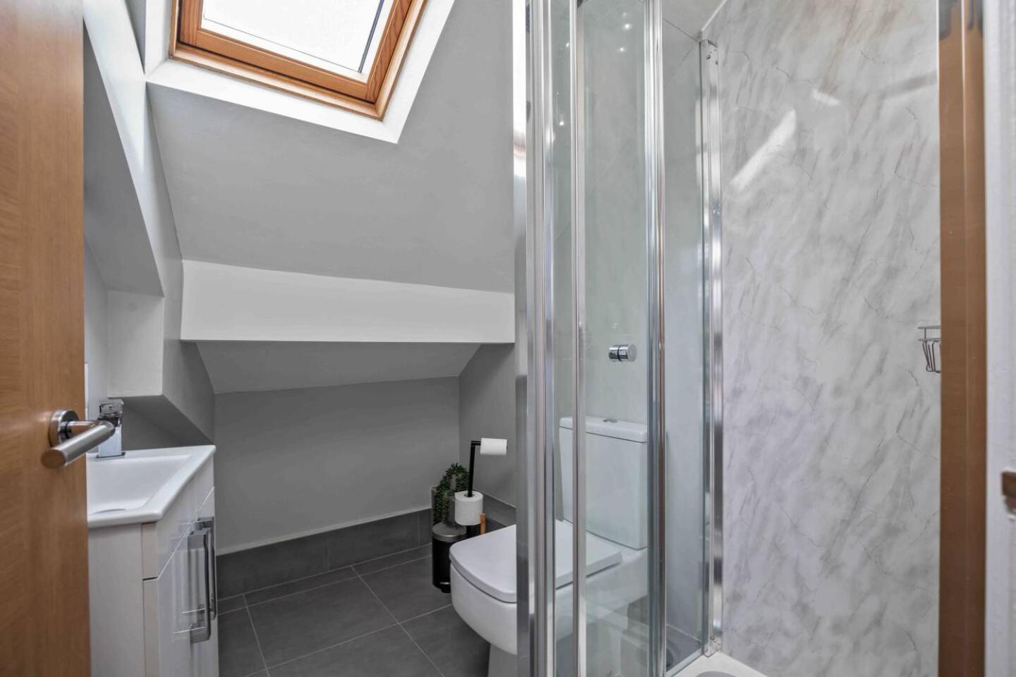 Stylish & Spacious 3 Bed Apartment With Parking Sheffield Dış mekan fotoğraf